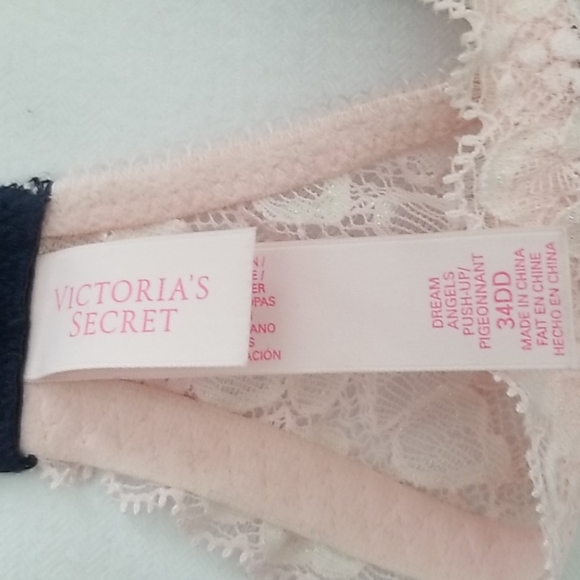 Victoria's Secret Dream Angels push up bra - Picture 2 of 2